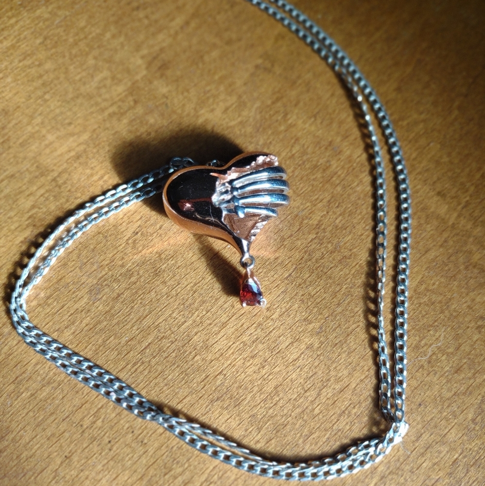 Rose gold heart necklace